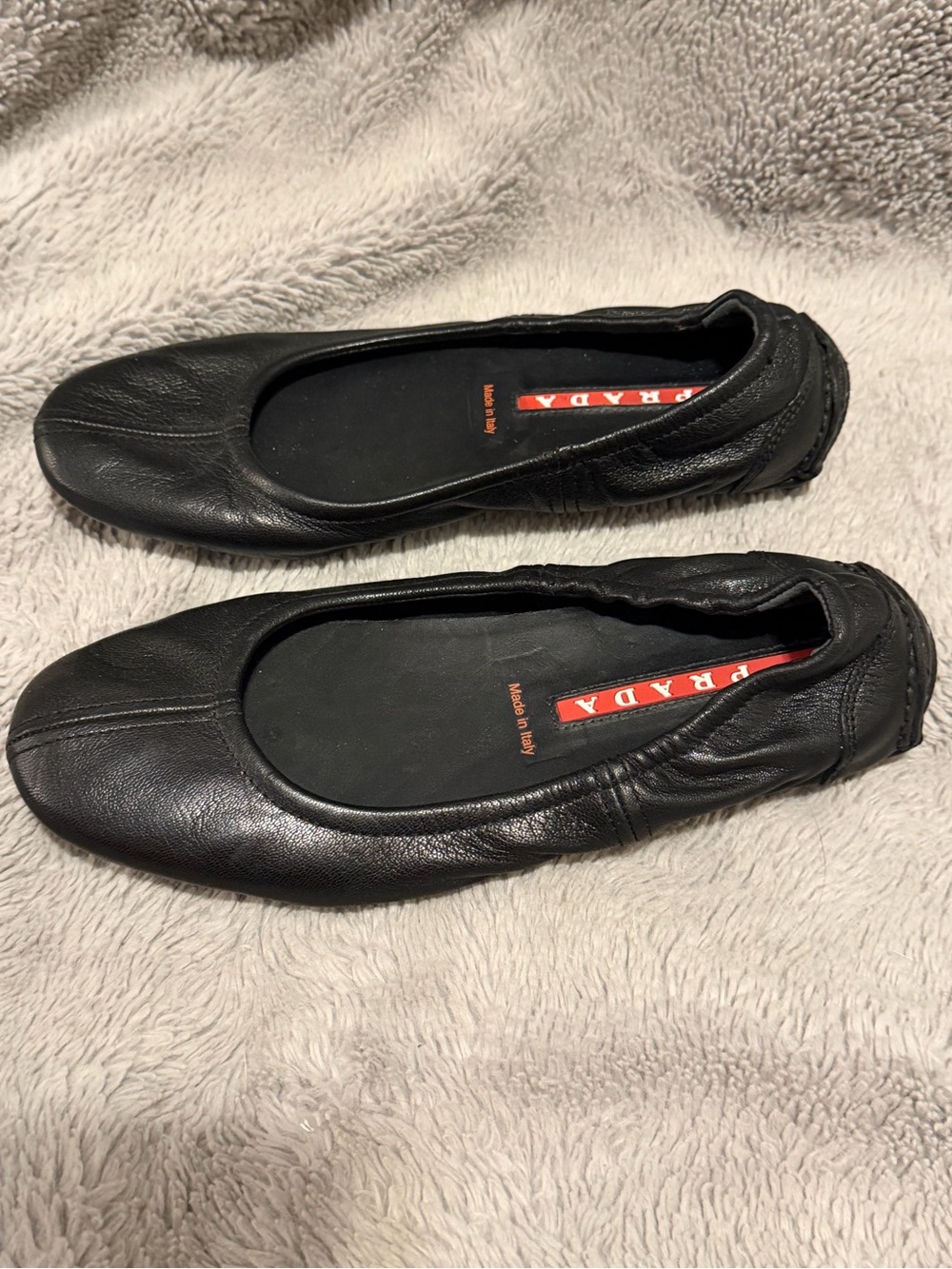 Prada Ballet Flats Womens EU 35 Black Leather Scrunch Slip On Shoes Designer - Picture 7 of 11